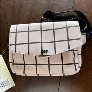 NWT Freshly Picked Park Pack Should Bag Crossbody Fanny Pack